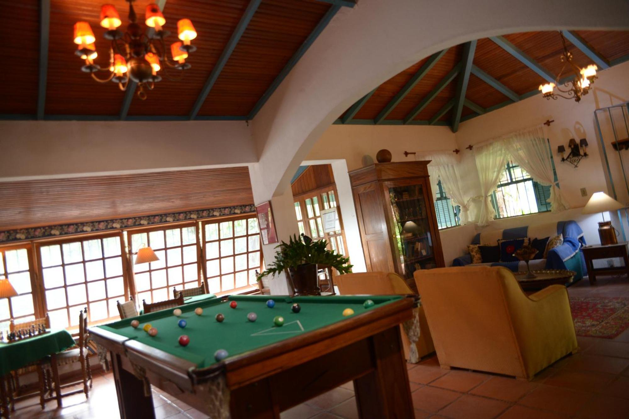 Hotel Pousada Esmeralda Itatiaia  Bagian luar foto
