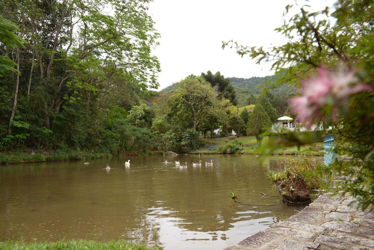 Hotel Pousada Esmeralda Itatiaia  Bagian luar foto