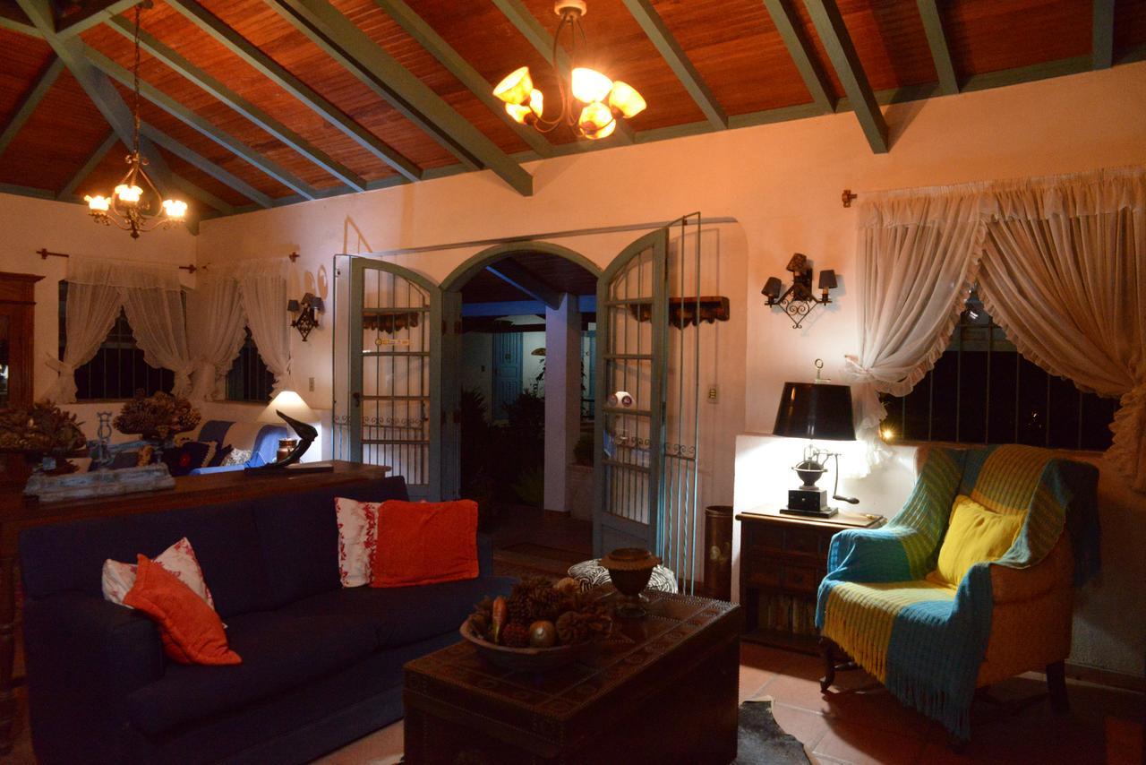 Hotel Pousada Esmeralda Itatiaia  Bagian luar foto